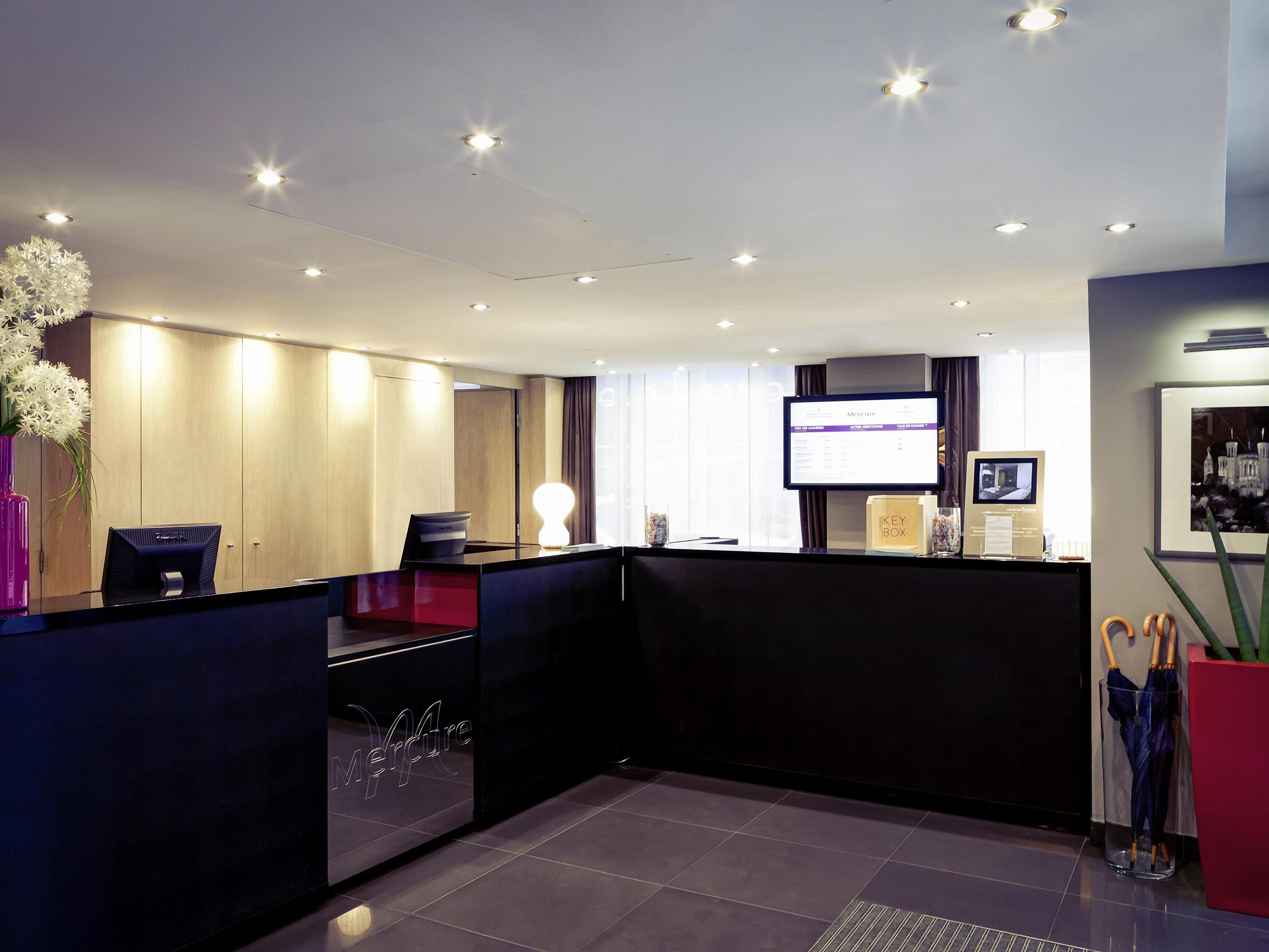 Mercure Lyon Centre Plaza Republique Exterior photo
